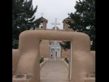 [Cliquez pour agrandir : 75 Kio] Ranchos de Taos - San Francisco de Asís church: general view.