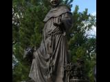 [Cliquez pour agrandir : 122 Kio] Santa Fe - Saint Francis cathedral: statue of Saint Francis.