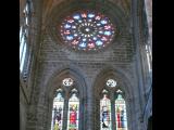 [Cliquez pour agrandir : 105 Kio] Ávila - La cathédrale : extrémité du transept Sud.