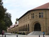 [Cliquez pour agrandir : 95 Kio] Palo Alto - Stanford University: the campus: the main building.