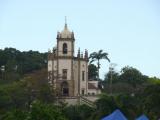 [Cliquez pour agrandir : 66 Kio] Rio de Janeiro - L'église Nossa Senhora da Glória do Outeiro : vue générale.