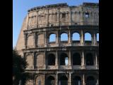[Cliquez pour agrandir : 96 Kio] Rome - Le Colisée : l'extérieur.