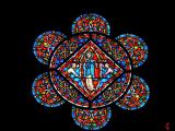 [Cliquez pour agrandir : 106 Kio] Bayonne - La cathédrale : vitraux du déambulatoire.