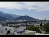 [Cliquez pour agrandir : 96 Kio] Monterrey - La ville vue d'une banlieue chic.