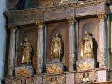 [Cliquez pour agrandir : 201 Kio] Saint-Pée-sur-Nivelle - L'église Saint-Pierre : le retable : détail : statues.