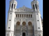 [Cliquez pour agrandir : 96 Kio] Lyon - La basilique Notre-Dame-de-Fourvière : l'extérieur.