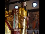 [Cliquez pour agrandir : 98 Kio] Shanghai - Le temple de Chenghuang : statue.