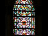 [Cliquez pour agrandir : 134 Kio] Pékin - L'église du Saint-Sauveur : détail d'un vitrail.