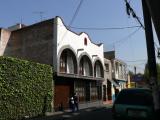 [Cliquez pour agrandir : 142 Kio] Mexico - Le quartier Coyoacán : maison.