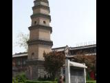 [Cliquez pour agrandir : 88 Kio] Xi'an - Petite pagode près de la porte Sud des remparts.