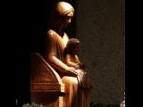 [Cliquez pour agrandir : 76 Kio] Châteauneuf-de-Galaure - Les Foyers de la Charité : le sanctuaire Sainte-Marie-Mère-de-Dieu : statue de la Vierge à l'Enfant.