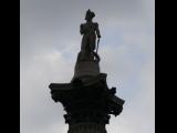 [Cliquez pour agrandir : 23 Kio] London - Trafalgar Square : the top of Nelson's column.