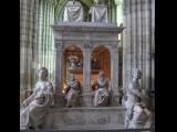 [Cliquez pour agrandir : 97 Kio] Saint-Denis - La basilique : le tombeau de Louis XII et Anne de Bretagne : vue générale.