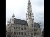 [Cliquez pour agrandir : 86 Kio] Bruxelles - La Grand-Place : l'hôtel de ville.