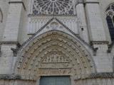 [Cliquez pour agrandir : 167 Kio] Poitiers - La cathédrale Saint-Pierre : la façade : détail.