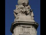 [Cliquez pour agrandir : 63 Kio] Madrid - La Plaza de España : le monument à Miguel de Cervantes : détail.