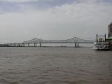 [Cliquez pour agrandir : 54 Kio] New Orleans - The Mississippi: famous bridge.