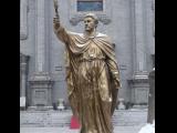 [Cliquez pour agrandir : 100 Kio] Pékin - La cathédrale de l'Immaculée Conception : statue de Saint François-Xavier.
