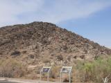 [Cliquez pour agrandir : 104 Kio] Albuquerque - Petroglyph National Monument: general view.