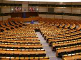 [Cliquez pour agrandir : 132 Kio] Bruxelles - Le Parlement européen : l'hémicycle.