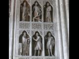 [Cliquez pour agrandir : 98 Kio] Reims - La cathédrale Notre-Dame : le portail d'entrée : statues.