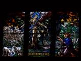 [Cliquez pour agrandir : 102 Kio] Anglet - L'église Sainte-Marie : vitrail représentant Sainte Jeanne d'Arc.