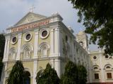 [Cliquez pour agrandir : 152 Kio] Agra - L'église Sainte-Marie : vue générale.
