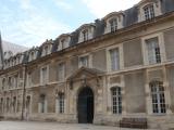 [Cliquez pour agrandir : 92 Kio] Reims - Le palais du Tau : la façade.