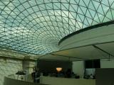 [Cliquez pour agrandir : 112 Kio] London - The British Museum: inside the main building.