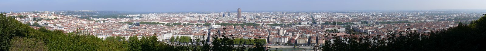 Lyon : Vue générale panoramique depuis la basilique de Fourvière.
