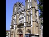 [Cliquez pour agrandir : 118 Kio] Bayonne - L'église Saint-André : la façade.