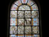 [Cliquez pour agrandir : 173 Kio] Versailles - L'église Notre-Dame : vitrail.