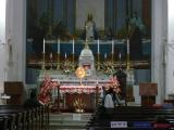 [Cliquez pour agrandir : 124 Kio] Delhi - La cathédrale du Sacré-Cœur : le chœur.