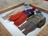 [Cliquez pour agrandir : 75 Kio] Somme - Historial de Péronne : uniformes d'outre-mer.