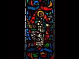 [Cliquez pour agrandir : 68 Kio] Tucson - Saint-Thomas-the-Apostle's church: stained glass window representing Saint Matthew.