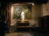 [Cliquez pour agrandir : 85 Kio] Lyon - La cathédrale Saint-Jean : statue de la Vierge dans le transept.