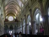 [Cliquez pour agrandir : 100 Kio] Shanghai - La cathédrale Saint-Ignace : la nef.