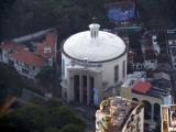 [Cliquez pour agrandir : 90 Kio] Rio de Janeiro - L'église Saint-Jude-Thaddée vue depuis le Corcovado.