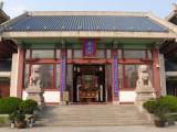 [Cliquez pour agrandir : 102 Kio] Shanghai - Le temple de Qibao : l'entrée.
