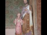 [Cliquez pour agrandir : 89 Kio] Sainte-Marie-de-Gosse - L'église Sainte-Marie : statue de Saint Joseph et de l'Enfant Jésus.