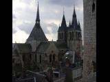 [Cliquez pour agrandir : 68 Kio] Blois - La cathédrale Saint-Louis : vue du château