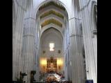 [Cliquez pour agrandir : 92 Kio] Madrid - La cathédrale Sainte-Marie de la Almudena : le transept.