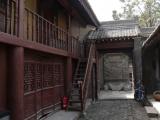 [Cliquez pour agrandir : 94 Kio] Xi'an - La grande mosquée : la première cour : bâtiment latéraux.