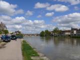 [Cliquez pour agrandir : 74 Kio] Auxerre - Les rives de l'Yonne.
