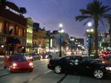 [Cliquez pour agrandir : 96 Kio] New Orleans - The downtown at nightfall.