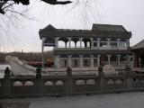 [Cliquez pour agrandir : 91 Kio] Pékin - Le nouveau palais d'été : le bateau de marbre.