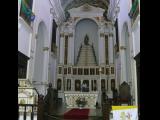 [Cliquez pour agrandir : 96 Kio] Niteroí - La cathédrale Saint-Jean-Baptiste : le chœur.