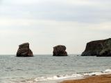 [Cliquez pour agrandir : 67 Kio] Hendaye - Les rochers jumeaux.