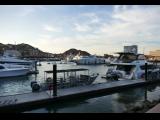 [Cliquez pour agrandir : 102 Kio] Cabo San Lucas - La Marina au coucher du Soleil.