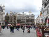 [Cliquez pour agrandir : 127 Kio] Bruxelles - La Grand-Place : vue générale.